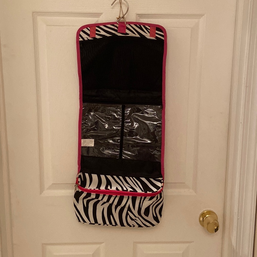Makeup travel organizer.